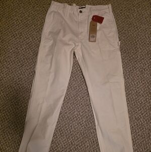 Levi's Men's Cream Chinos